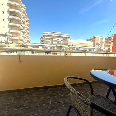 Vlora's Posh Apartmán *