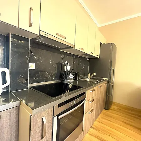 Vlora's Posh Apartament